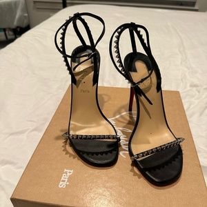 Christian Louboutin “So me”